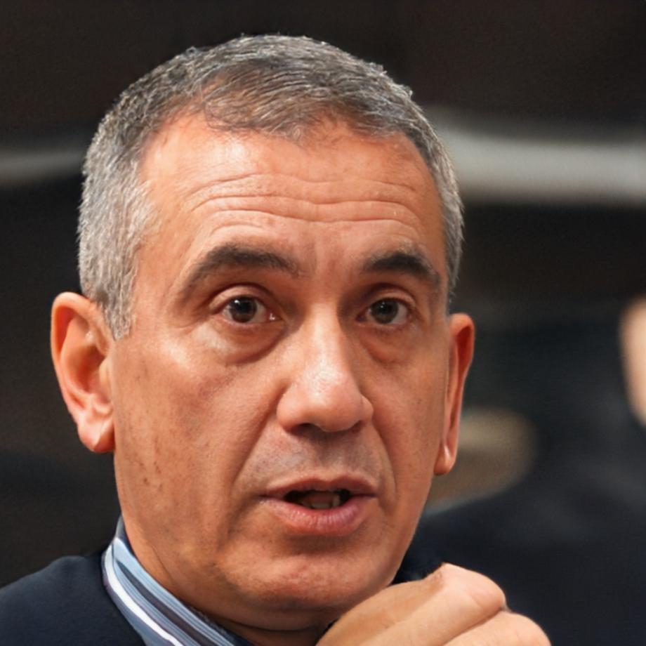 Kieran MacLeod, Founder and Financial Education Director